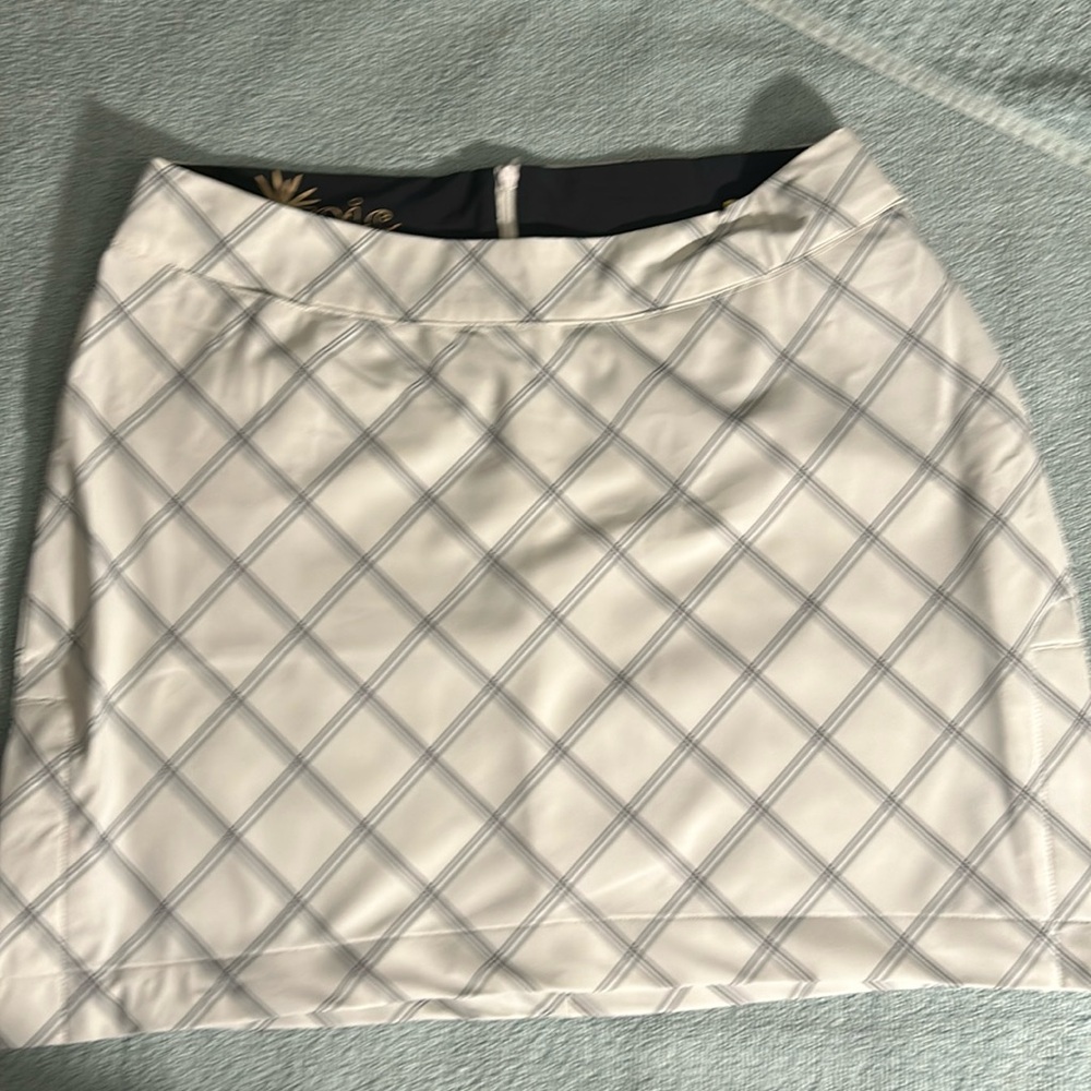 Zoic size M white and grey